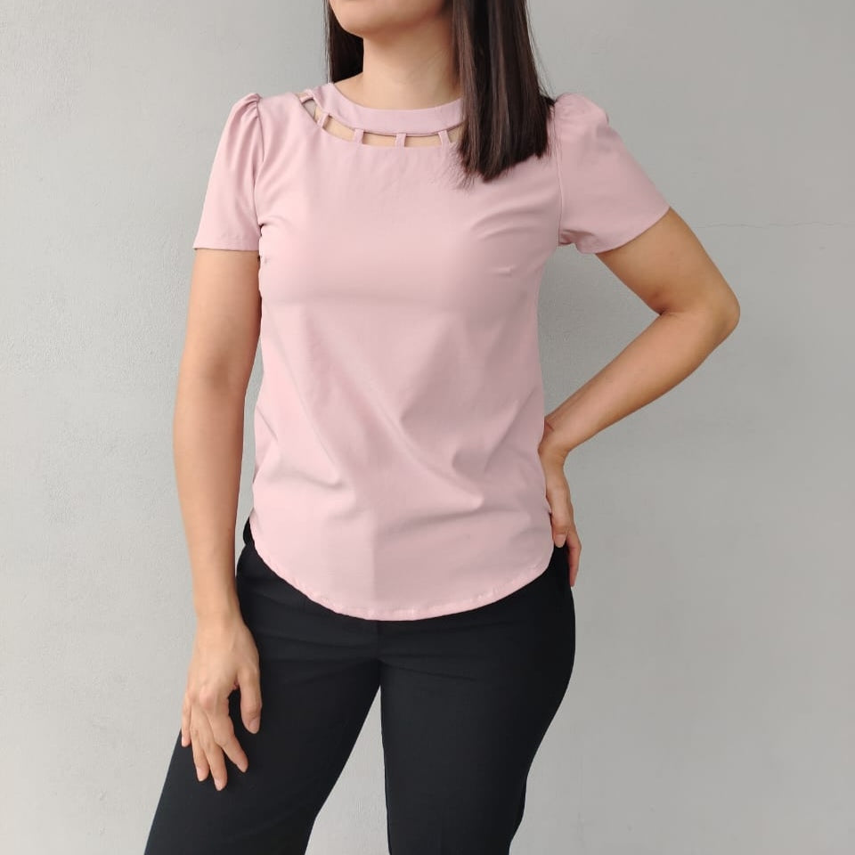 Blusa detalle en escote palo rosa