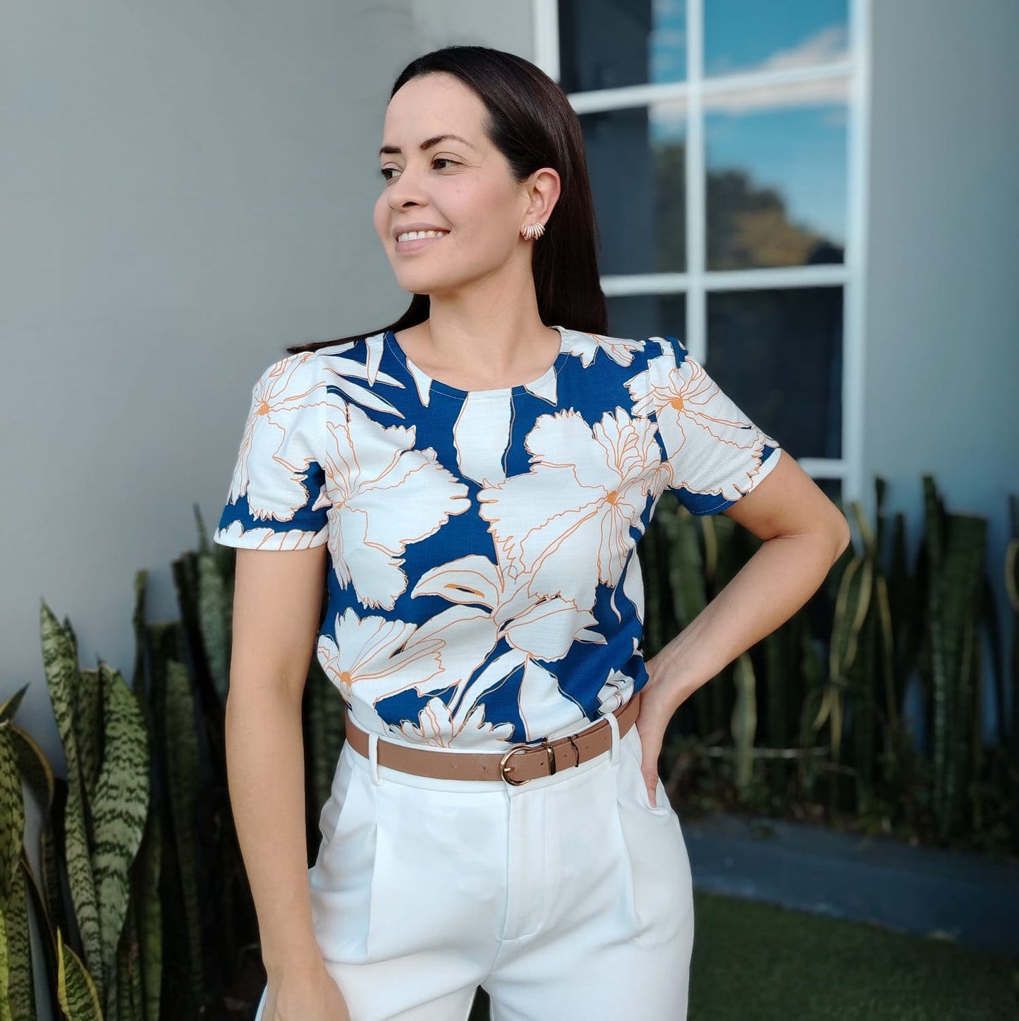 Blusa floral azul