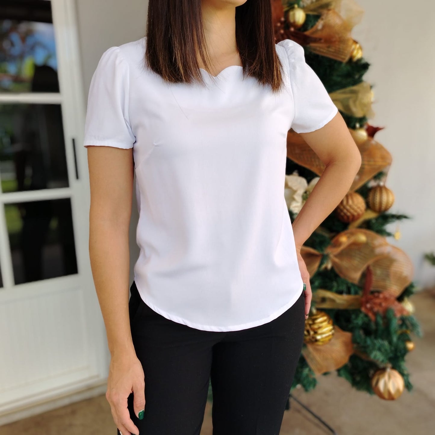 Blusa parras en escote blanco