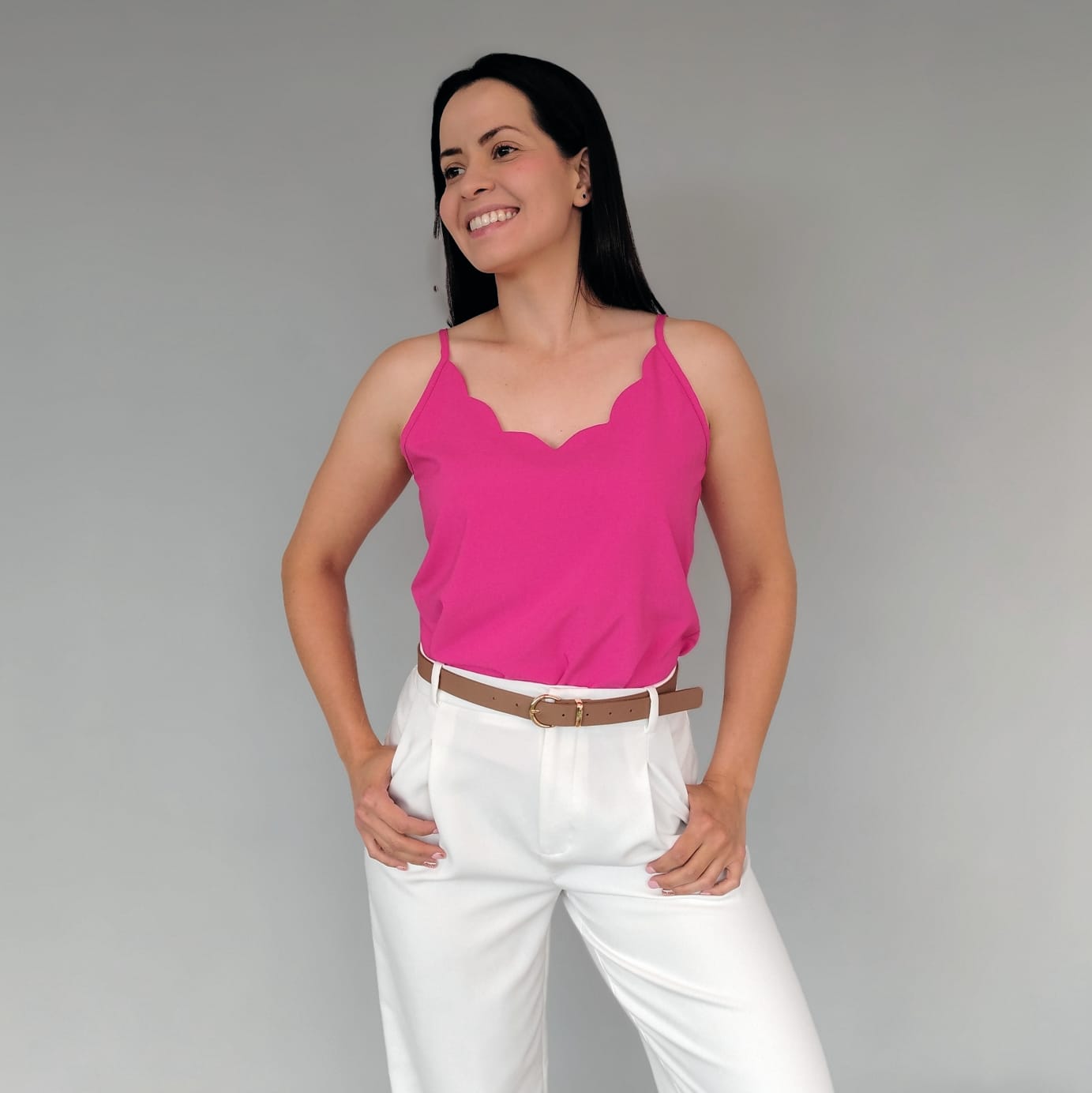 Blusa tirante de parras fucsia