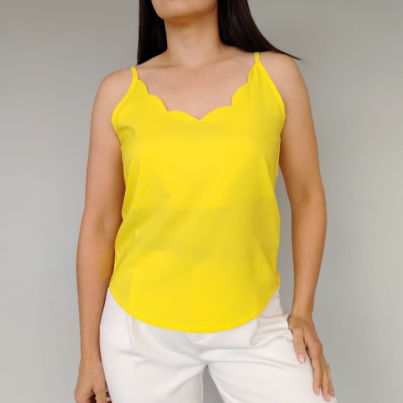 Blusa tirante de parras amarillo