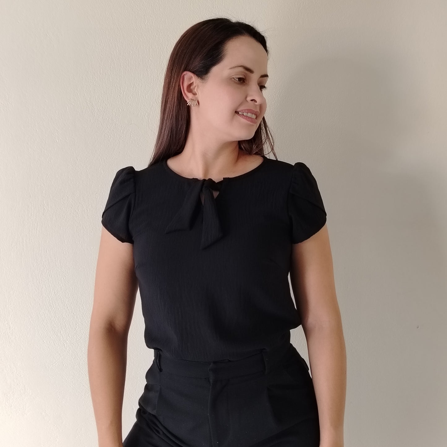 Blusa amarre en escote