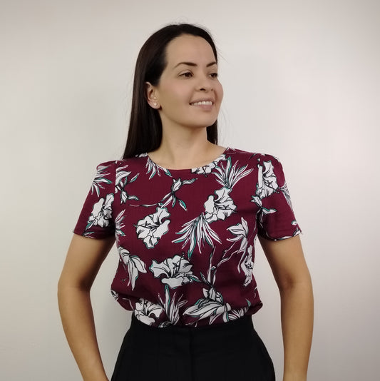 Blusa floral vino