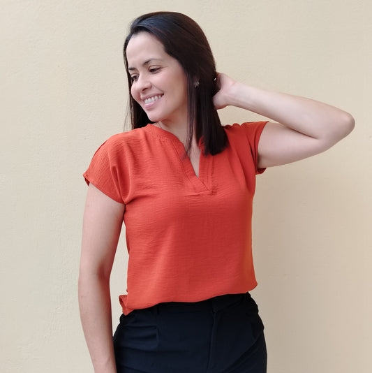 Blusa manga enteriza cuello chino