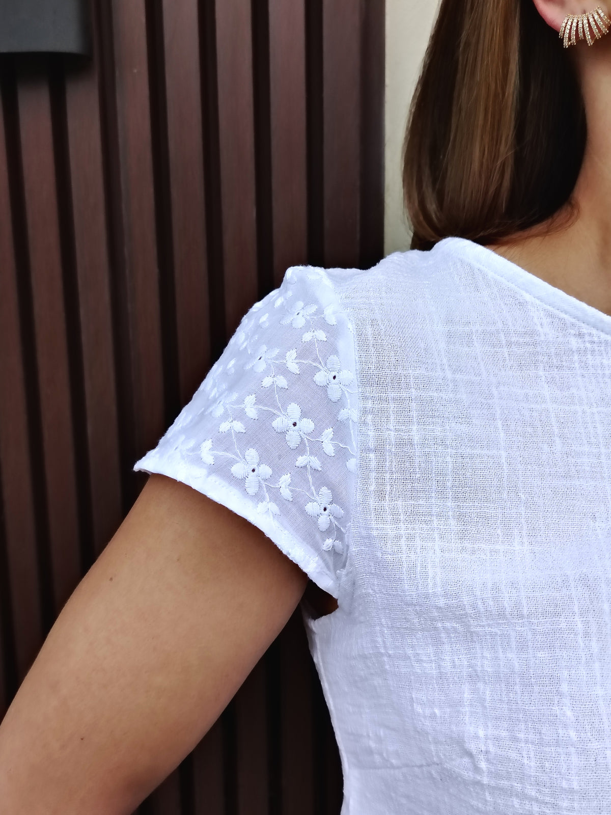 Blusa manga bordada