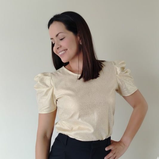 Blusa manga drapeada brillo dorado