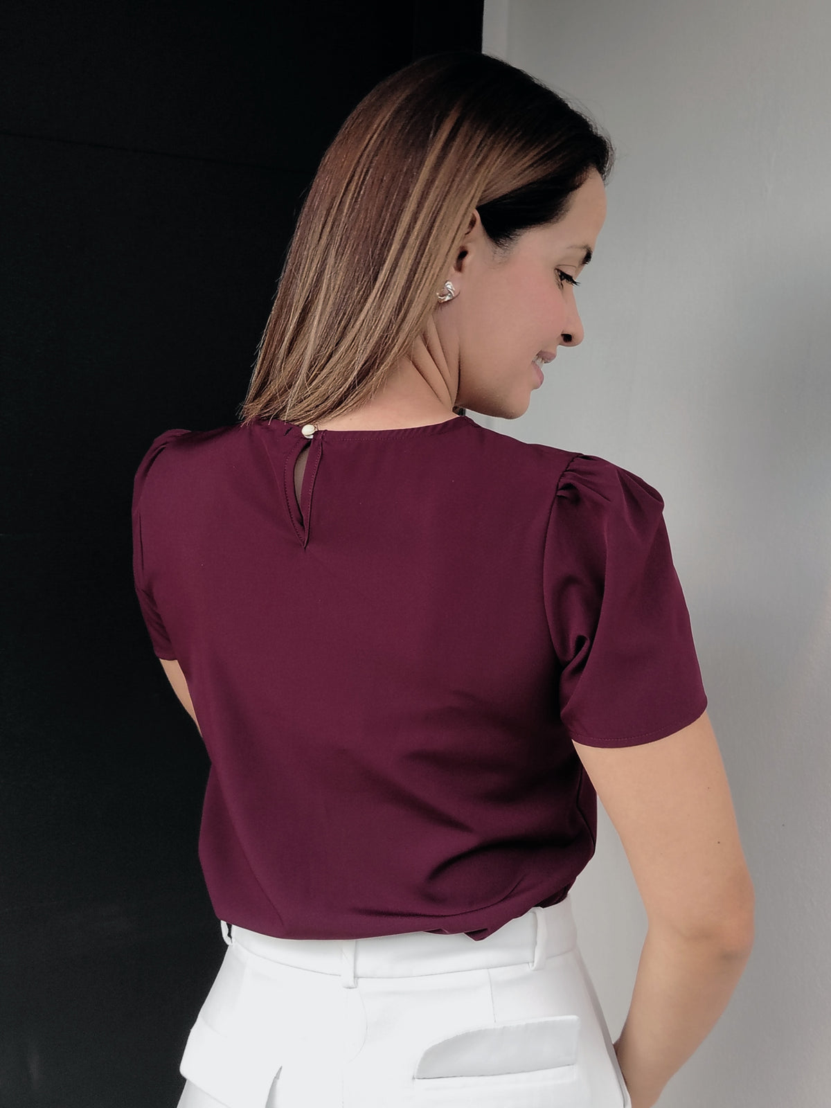 Blusa cadena en escote