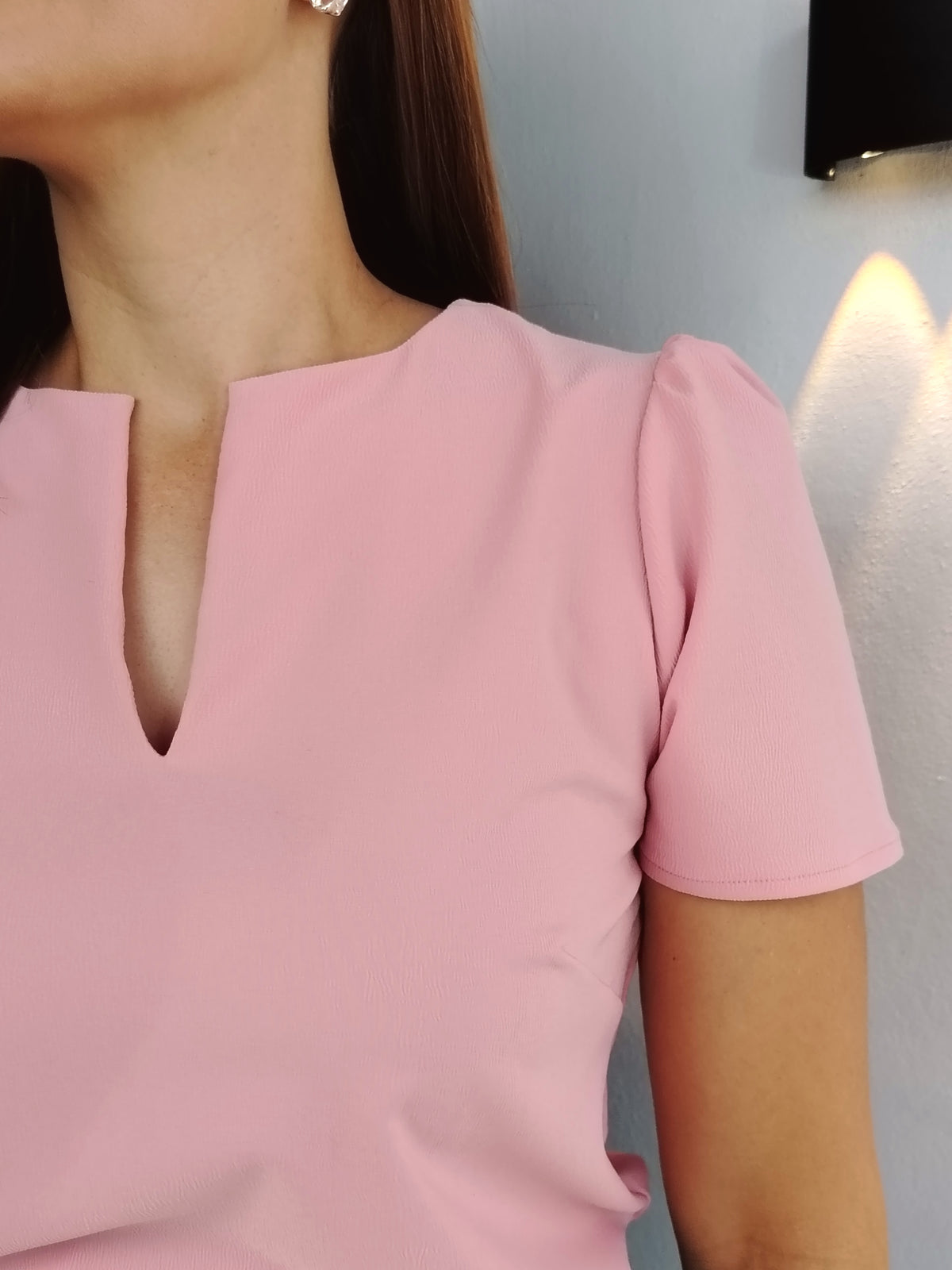 Blusa abertura en escote