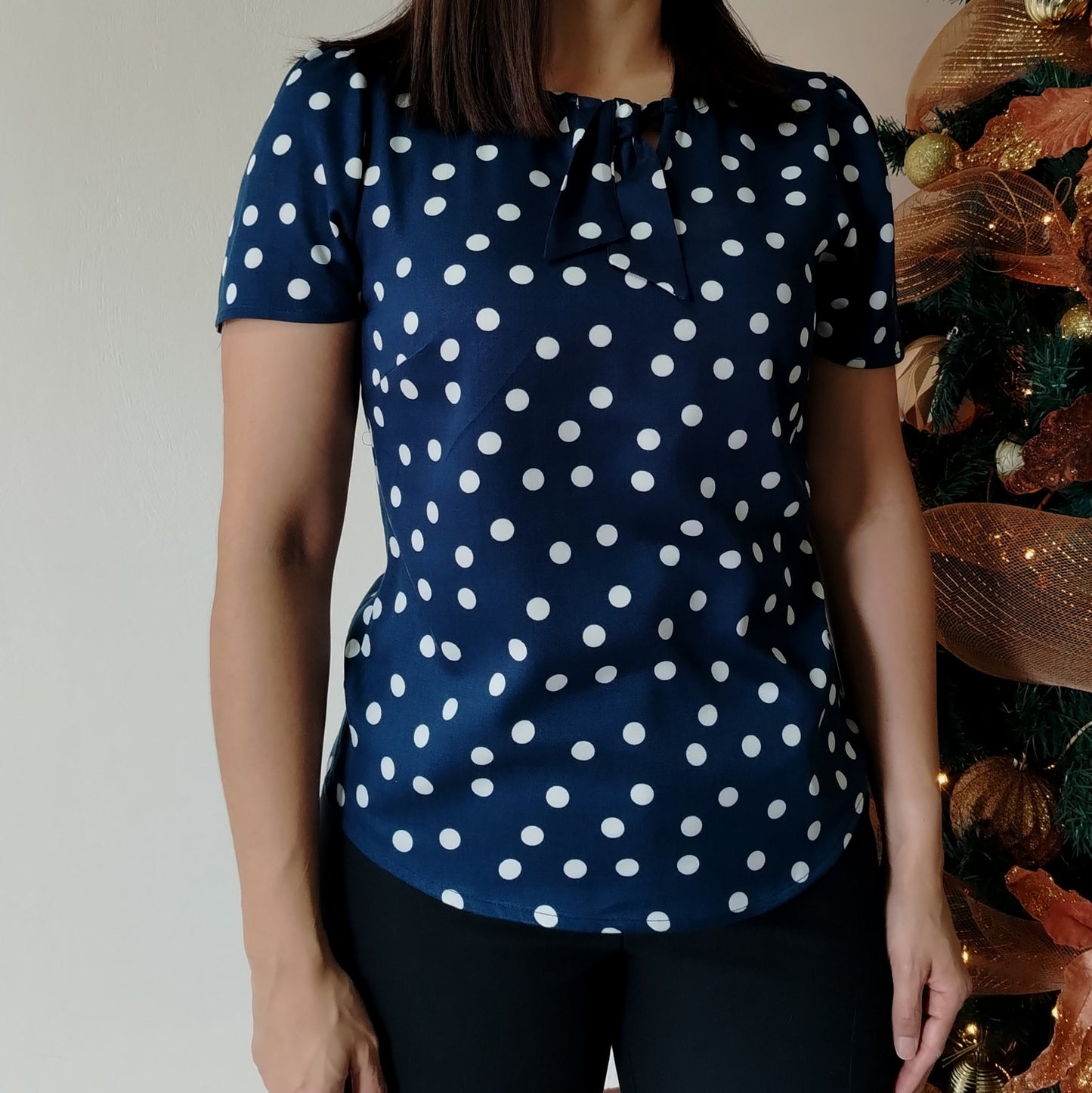 Blusa amarre lunares