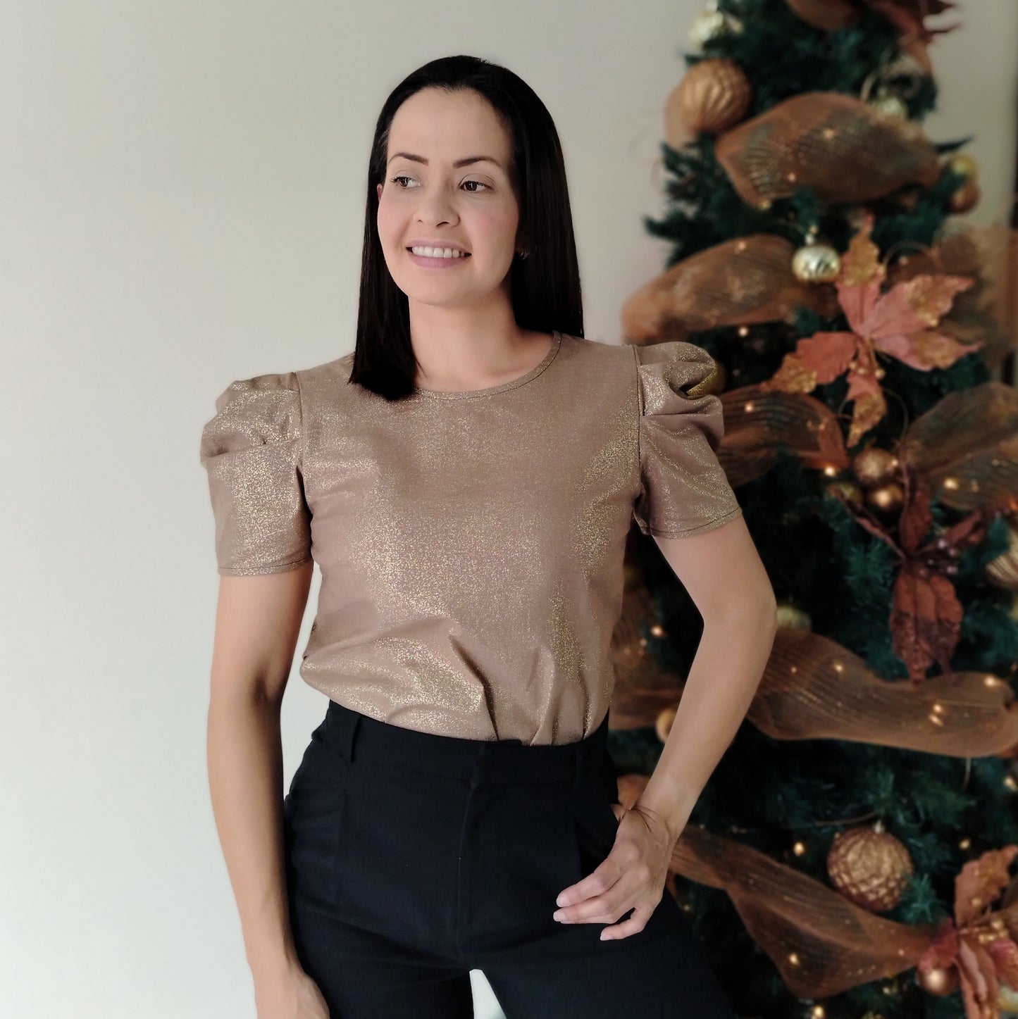 Blusa manga drapeada brillo marrón