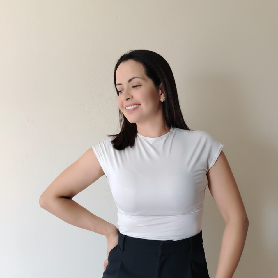 Blusa manga enteriza blanco hueso con brillo