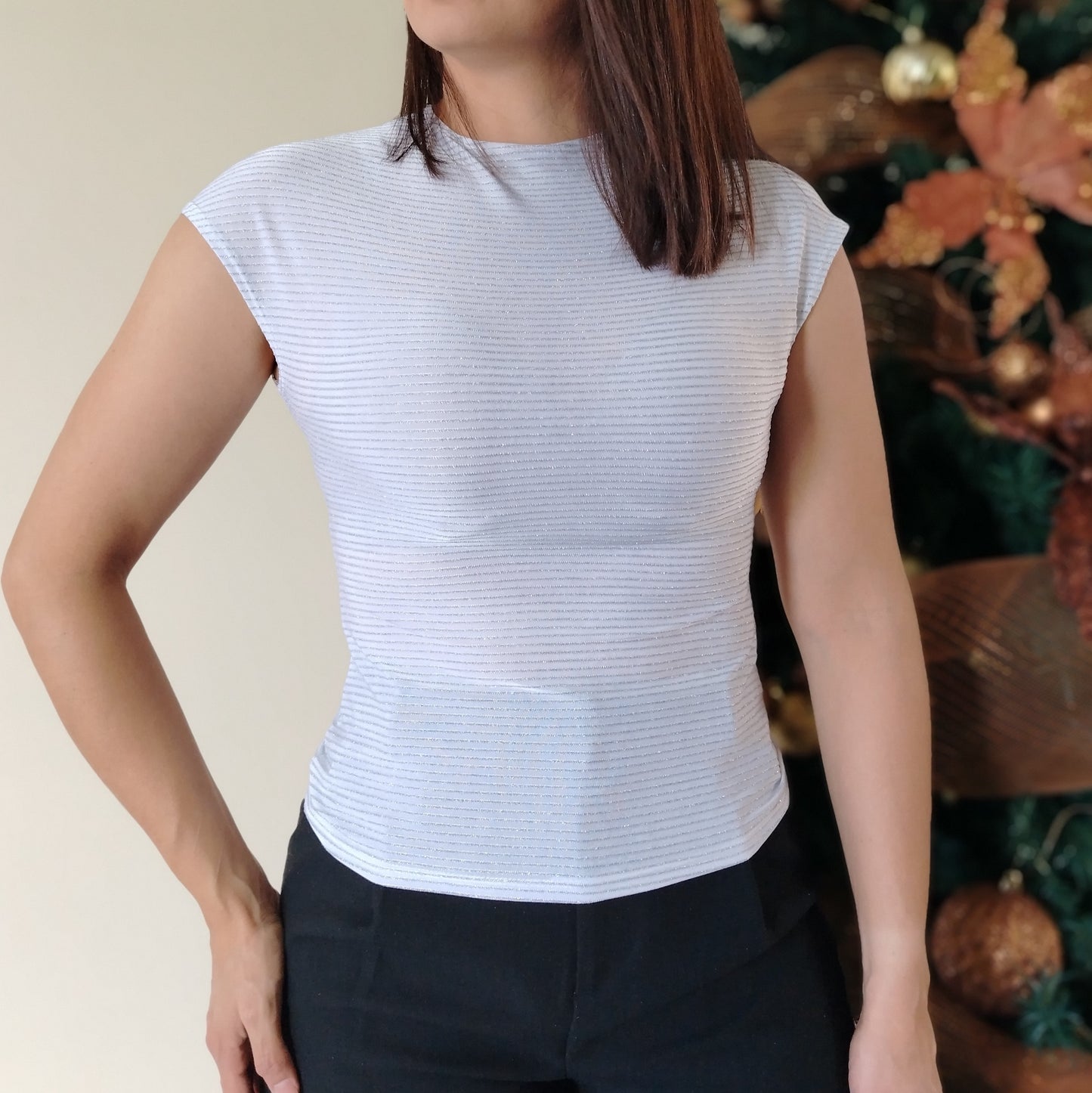 Blusa manga enteriza blanca con brillo