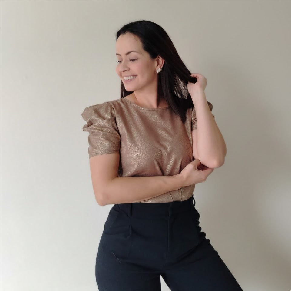 Blusa manga drapeada brillo marrón