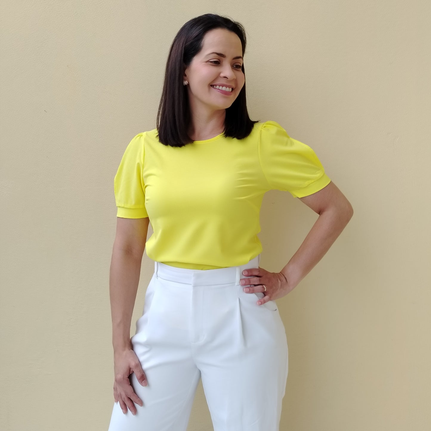 Blusa abertura en manga