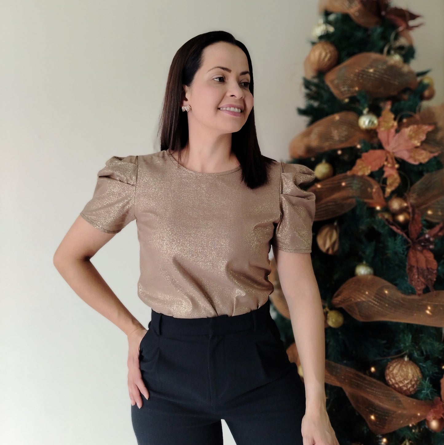 Blusa manga drapeada brillo marrón