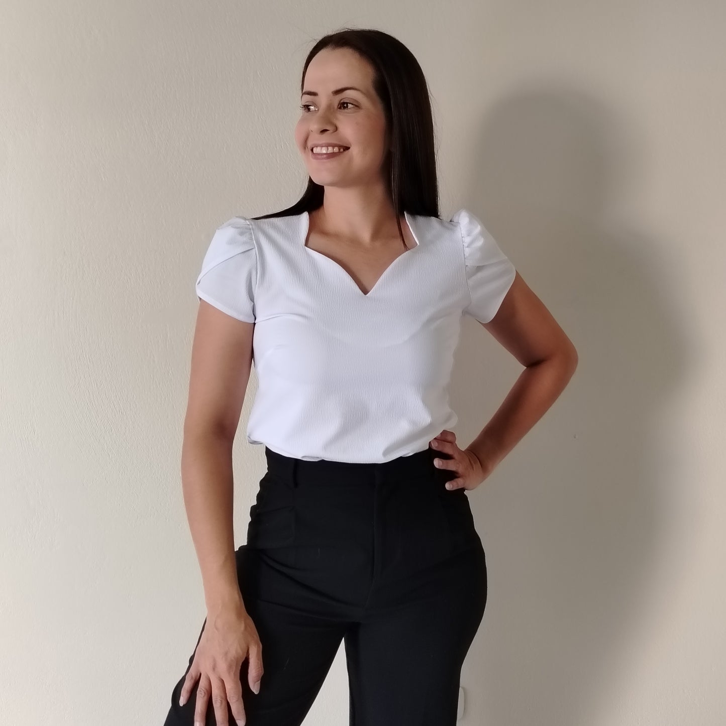 Blusa tulipán escote parras