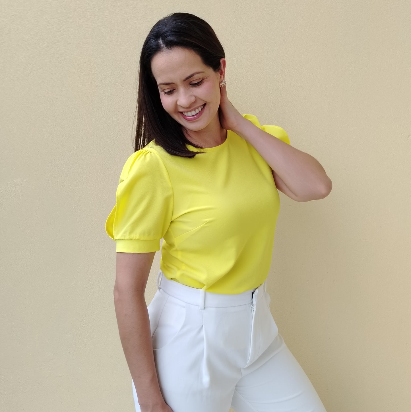 Blusa abertura en manga